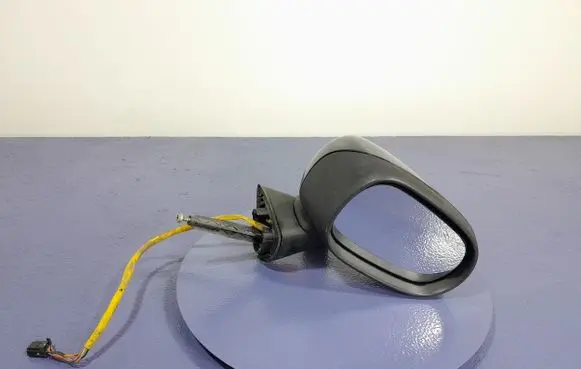 Renault Modus Front door electric wing mirror