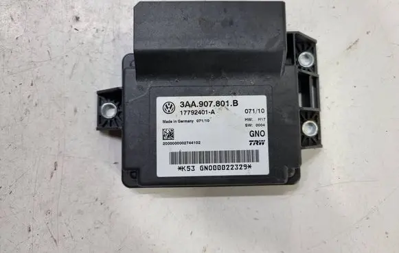 Volkswagen Tiguan Hand brake control module 3AA907801B KN000022329 17792401A