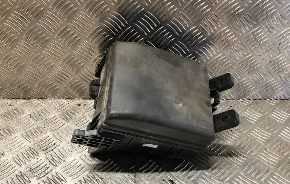 KIA Sportage Fuse box set 919502S010