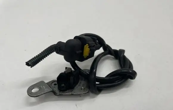Opel Zafira B Camshaft speed sensor 0281002213