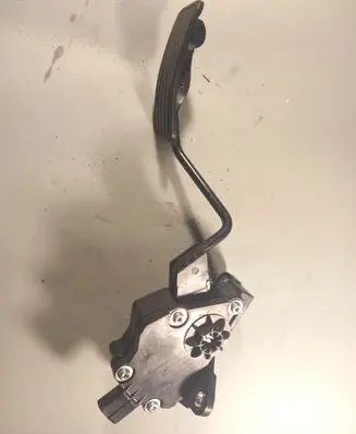 Subaru XV I Accelerator throttle pedal 36010FJ000