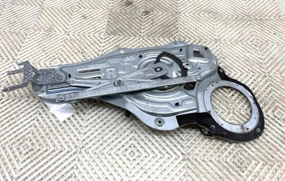 KIA Sportage Front door window regulator with motor 824803U120
