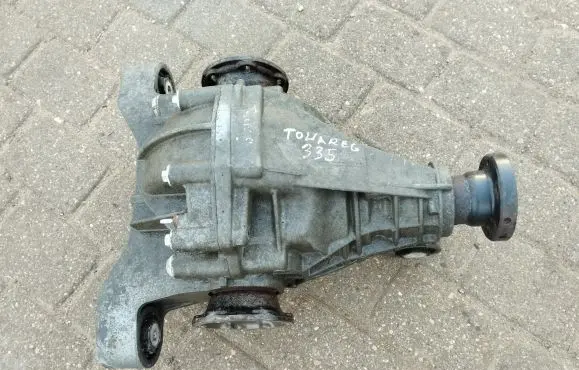 Volkswagen Touareg I Rear differential 4460310017 3DRM99040