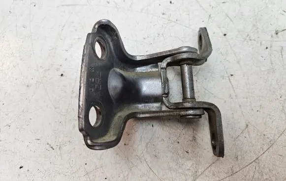 Subaru Forester SH Rear door upper hinge