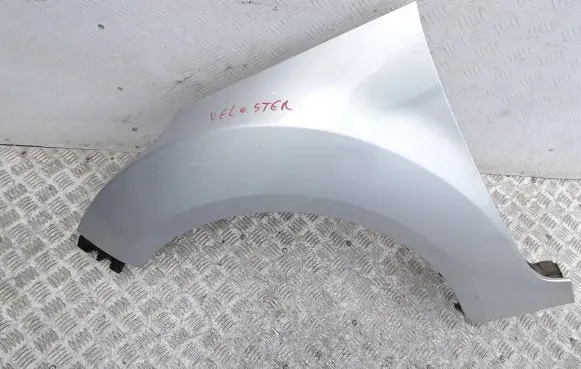 Hyundai Veloster Fender