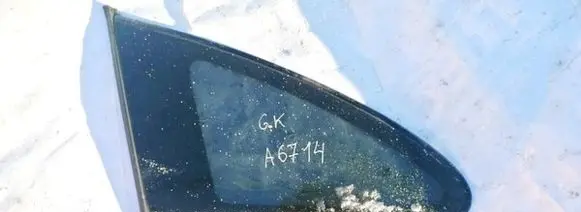 Honda CR-V Rear side window