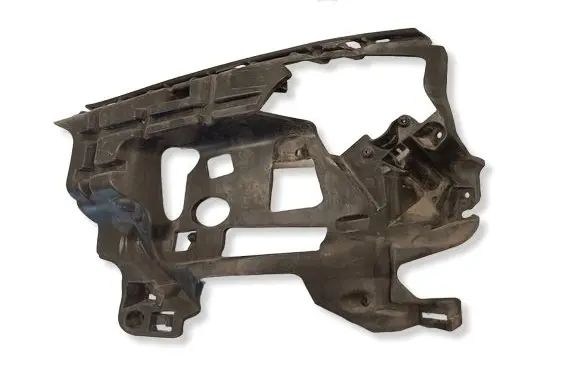 Volvo V60 Front bumper mounting bracket 31383140