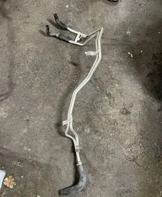 Dodge RAM 1500 DS Coolant pipe/hose 