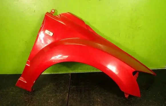 Dodge Caliber Fender