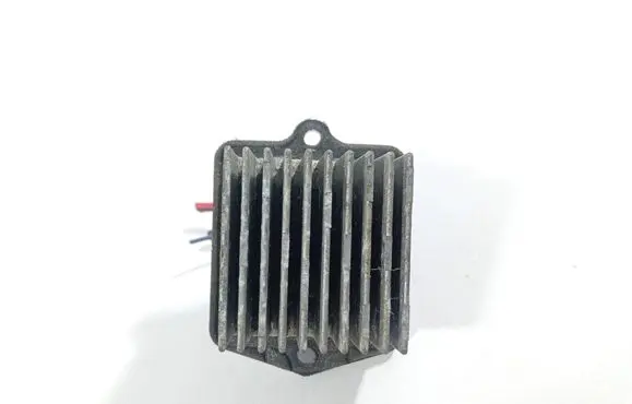 Suzuki Grand Vitara II Heater blower motor/fan resistor