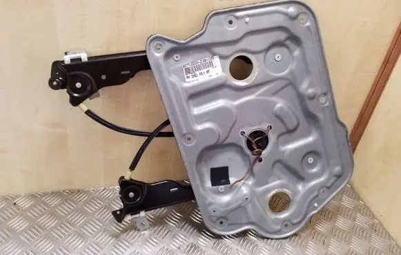 Nissan Qashqai Front window lifting mechanism without motor 80770JD00