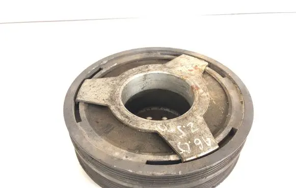 Audi A6 S6 C5 4B Crankshaft pulley
