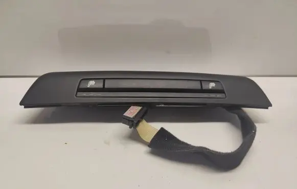 BMW 1 E81 E87 Seat heating switch 03743670 6131696260403