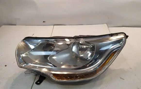 Citroen C4 II Headlight/headlamp 085521135LM