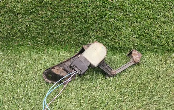 Audi Q7 4L Yaw turn rate sensor 4E0907503C 4E0616571D