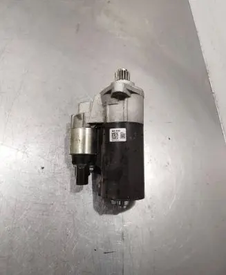 Volkswagen PASSAT B6 Starter motor 88212628