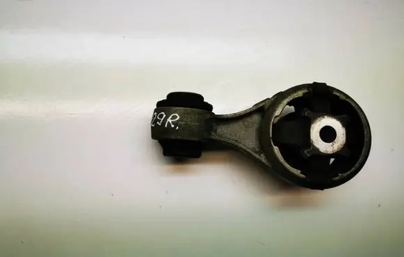 Nissan Qashqai+2 Engine mount bracket 11350JD000