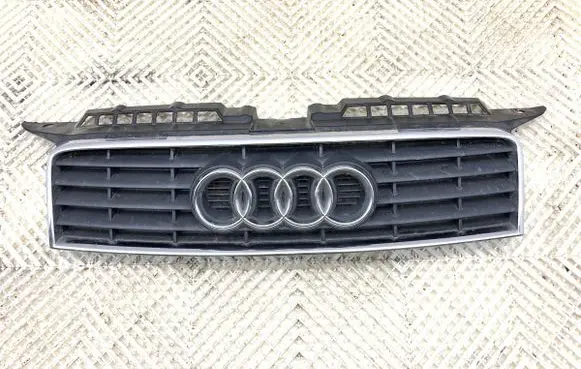 Audi A3 S3 8P Front grill 8P3853651
