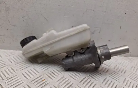 Toyota Verso Master brake cylinder 4720109600 0204255239 31709