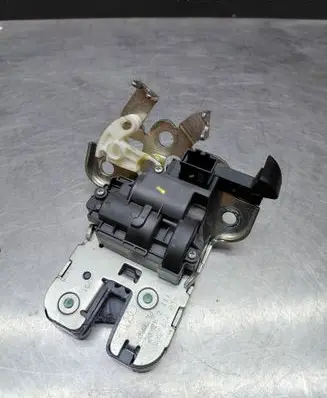 Audi A6 S6 C6 4F Tailgate/trunk/boot lock/catch/latch 4L0827505