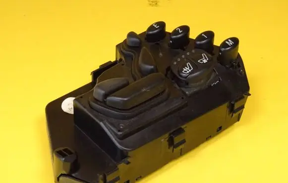Mercedes-Benz S W220 Seat control switch 2208200210