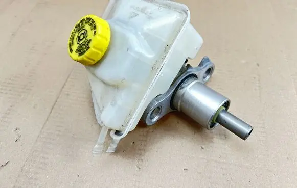 Porsche 911 991 Brake fluid reservoir 99135501301