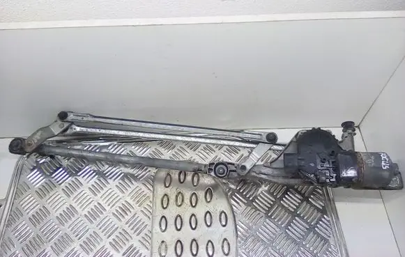 Ford Focus Front wiper linkage and motor 4M5117504AC 3397020850