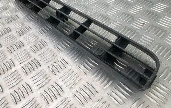 Audi A6 S6 C5 4B Front bumper lower grill 4A0807683 12068 683A