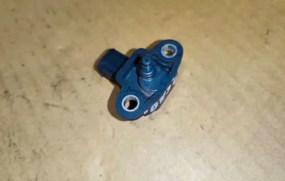 Chrysler 300 - 300C Air pressure sensor A0051535028