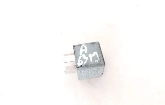 Audi A4 S4 B5 8D Other relay 8D0951253A V23134-J52-X301