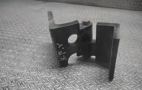 BMW X5 E53 Front door upper hinge