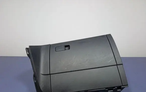 Volkswagen Golf VII Glove box 517857097L
