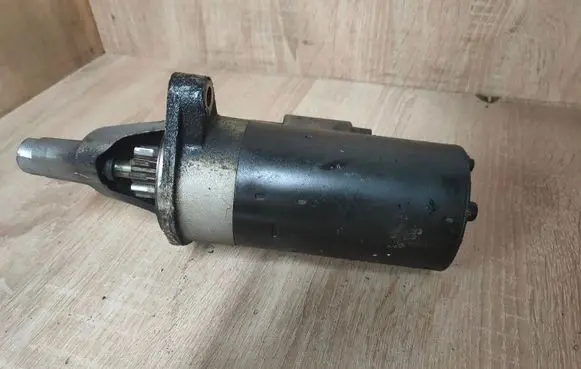 Audi A4 S4 B7 8E 8H Starter motor