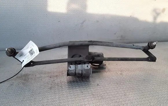 Volkswagen II LT Front wiper linkage and motor 3397020383