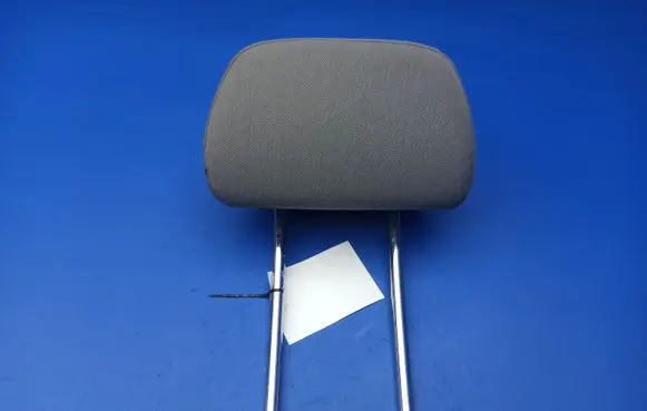 Mercedes-Benz C W204 Rear seat headrest 28507