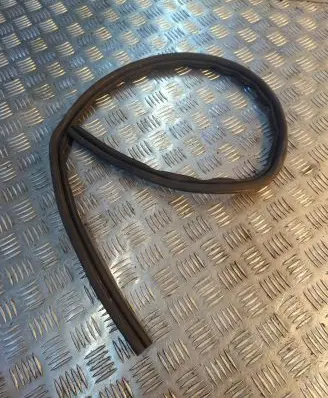 Audi A8 S8 D3 4E Engine compartment rubber 