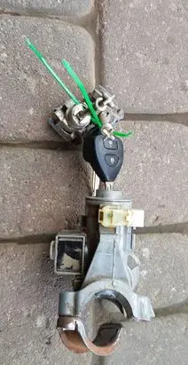 Toyota Hilux (AN10, AN20, AN30) Ignition lock