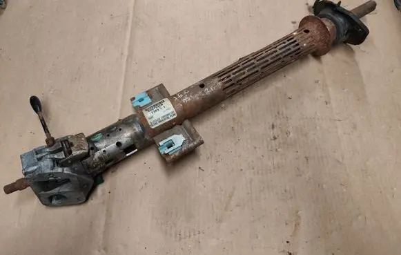 Jeep Grand Cherokee Steering wheel axle 52078378