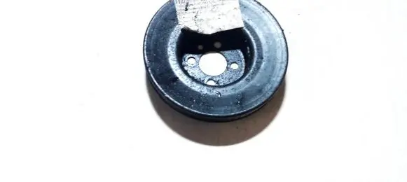 Volkswagen Golf III Crankshaft pulley 028105253