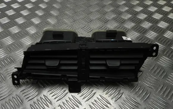 Toyota Yaris Dash center air vent grill 20520 T3428