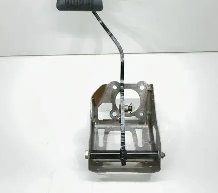 Dodge Challenger Brake pedal 04779688AJ