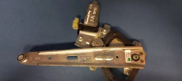 Hyundai i10 Sliding door window regulator with motor 834010X010