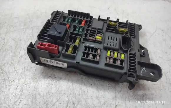 BMW X6 E71 Fuse module 6931687 693168704 518954021A