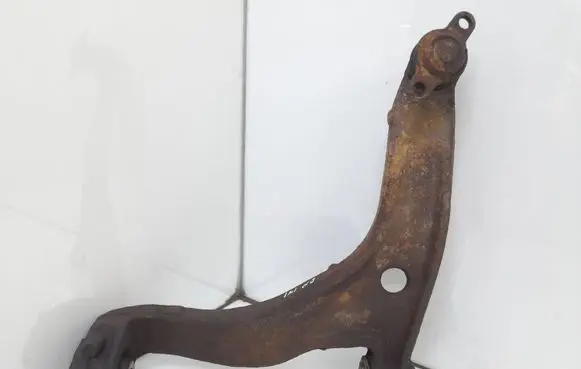 Volkswagen Transporter - Caravelle T5 Front lower control arm/wishbone