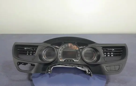 Citroen C5 Speedometer (instrument cluster) 9666330580