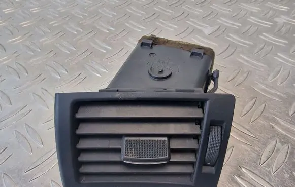 Audi A4 S4 B7 8E 8H Dashboard side air vent grill/cover trim 8E0820901F