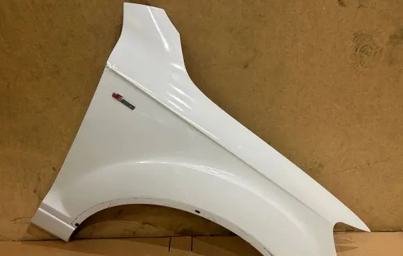 Audi Q7 4L Fender