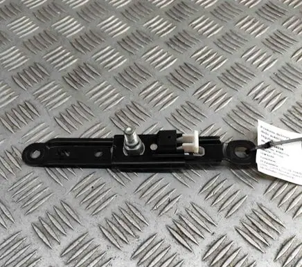 Toyota Prius (XW30) Seat belt height adjuster 7320053010