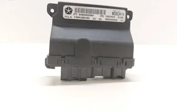 Jeep Grand Cherokee (WK) Door control unit/module 04602620AF 300506904 19224AE