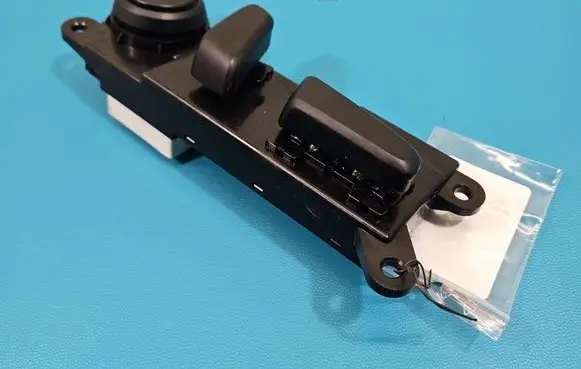 KIA Stinger Seat control switch 88640-J5000 IMPRK1522196